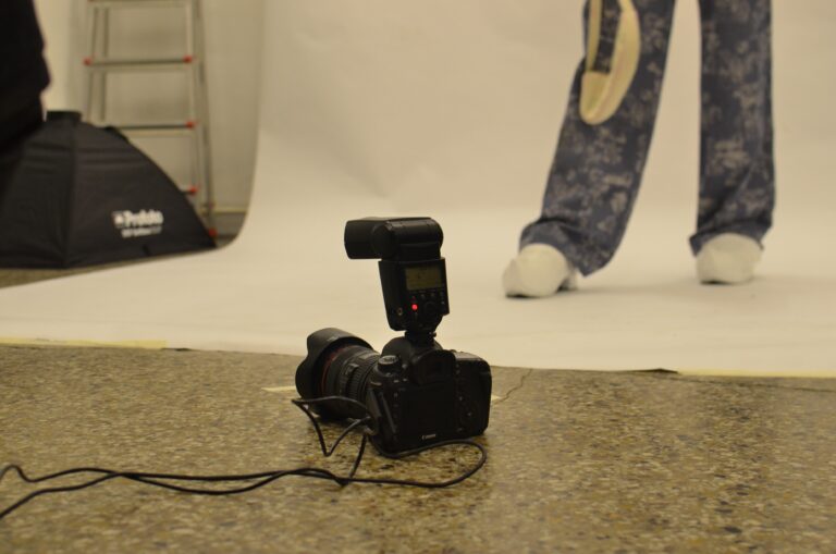 Read more about the article Mixing Flash & Natural Light