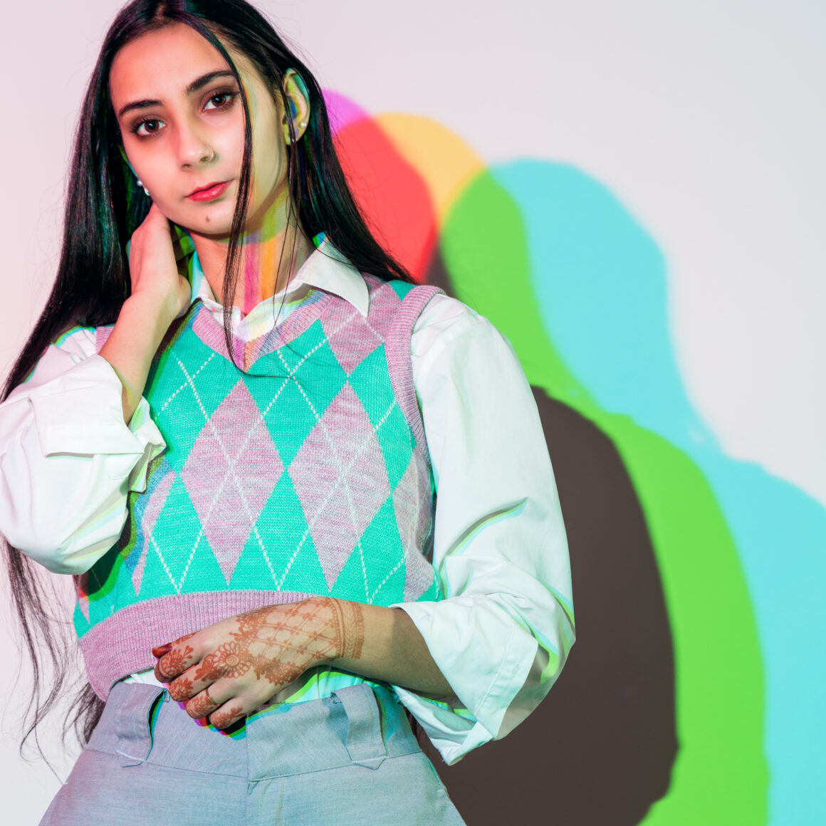 Read more about the article Coloured Shadows