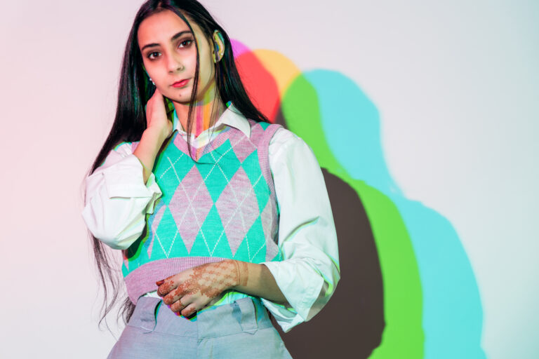 Read more about the article Coloured Shadows